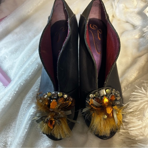 Poetic License 6 1/2 M Flux Leather Heel Bootie,Gray 3.5"‎ Rhinestone Peep Toe - Picture 13 of 16